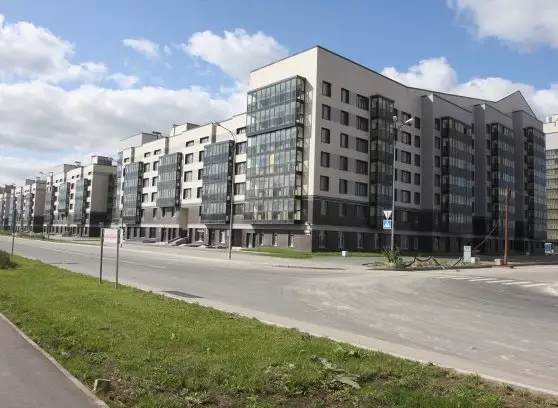 Продажа 4-комнатной квартиры, 200.4 м²