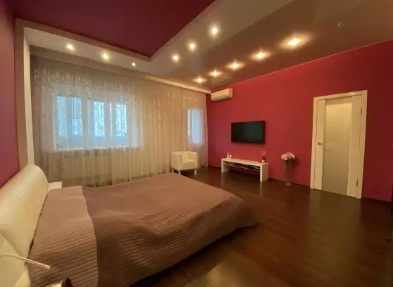 Продажа 3-комнатной квартиры, 130 м²