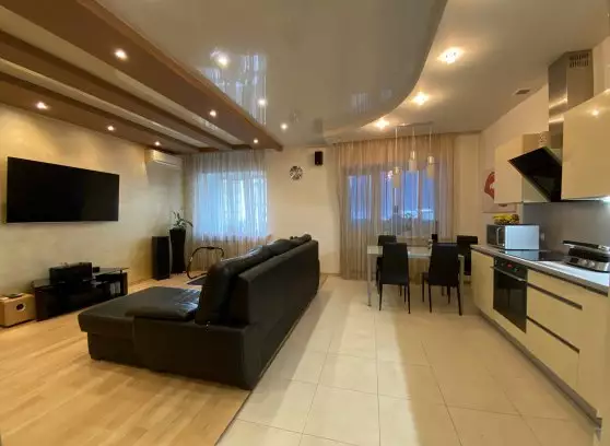 Продажа 3-комнатной квартиры, 130 м²