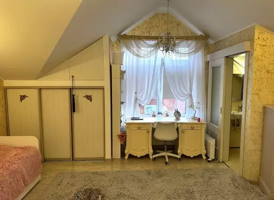 Продажа 3-комнатной квартиры, 115.5 м²