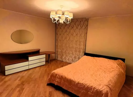 Аренда 2-комнатной квартиры, 90 м²