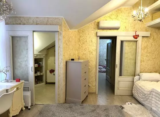 Продажа 3-комнатной квартиры, 115.5 м²