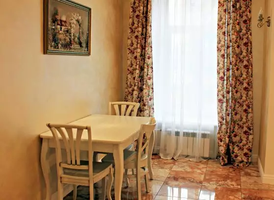 Продажа 3-комнатной квартиры, 107 м²