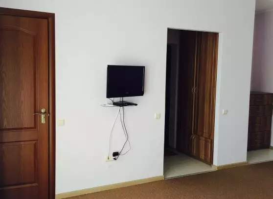 Аренда 10-комнатной квартиры, 1000 м²
