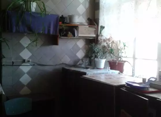 Продажа 1-й комнаты, 200 м²
