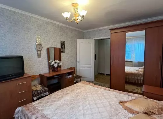 Продажа 2-комнатной квартиры, 56 м²