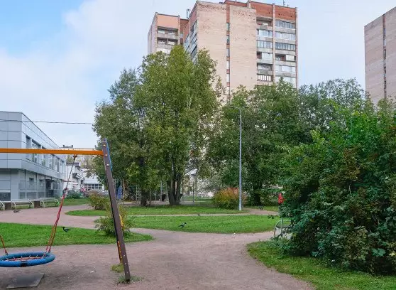 Продажа 1-й комнаты, 246.8 м²