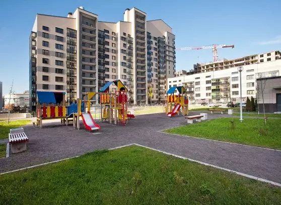 Продажа 4-комнатной квартиры, 200.4 м²